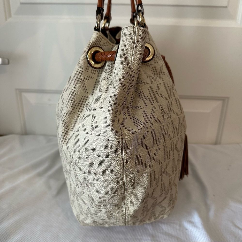 MICHAEL KORS Signature Drawstring Shoulder Bag Bedford Mercer Fulton Tote Tan - Picture 10 of 13